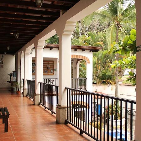 Casa Bourbon Hotel 雷塔卢莱乌 外观 照片